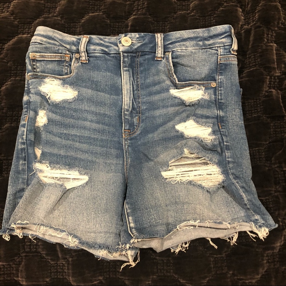 American Eagle Ripped Shorts Size 10